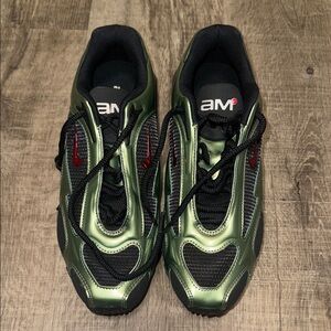 Women’s Nike airmax